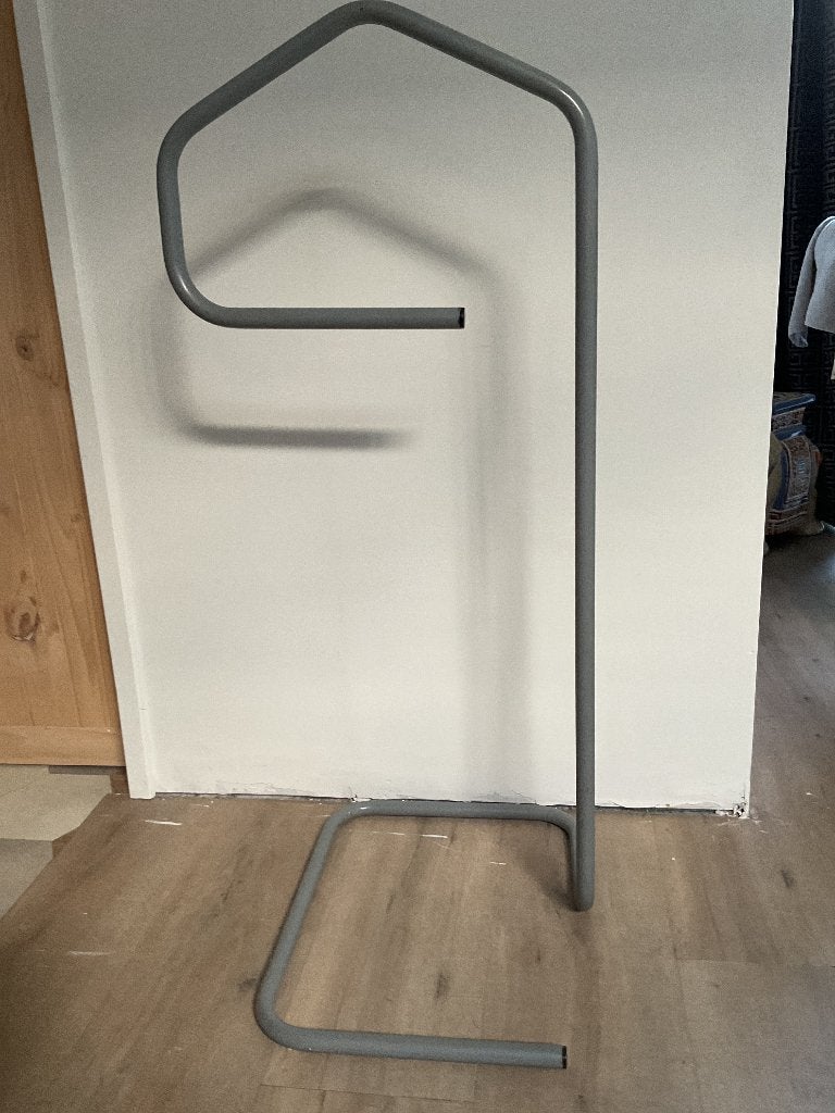 Kledingrek /dress boy, Ophalen, Gebruikt