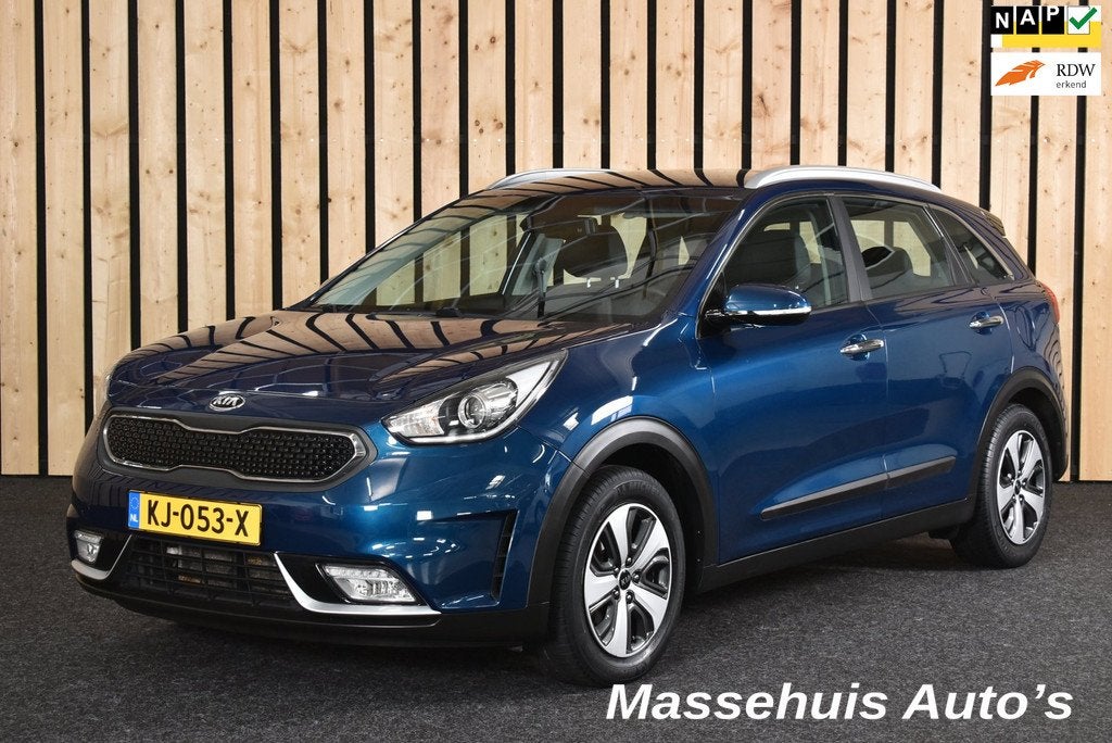 Kia Niro 1.6 GDi Hybrid First Edition Trekhaak CarPlay 116dk, Auto's, Gebruikt, Euro 6, Parkeersensor, Blauw