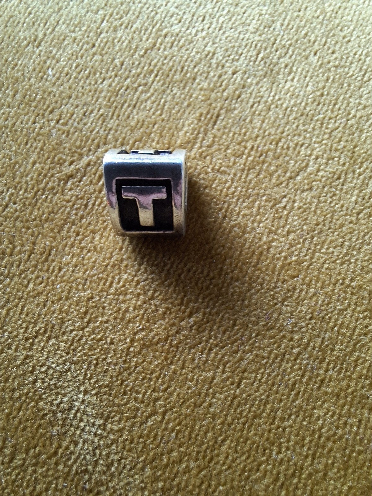 Pandora letterbedel T, Pandora, Ophalen of Verzenden, Zo goed als nieuw, 1 bedel