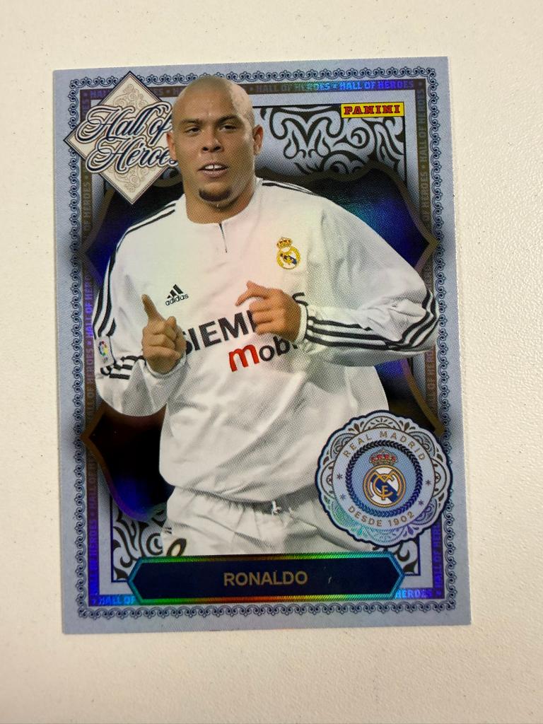 Ronaldo Hall of Heroes Panini Club Real Madrid 2025-26, Ophalen of Verzenden, Nieuw, Buitenlandse clubs, Poster, Plaatje of Sticker