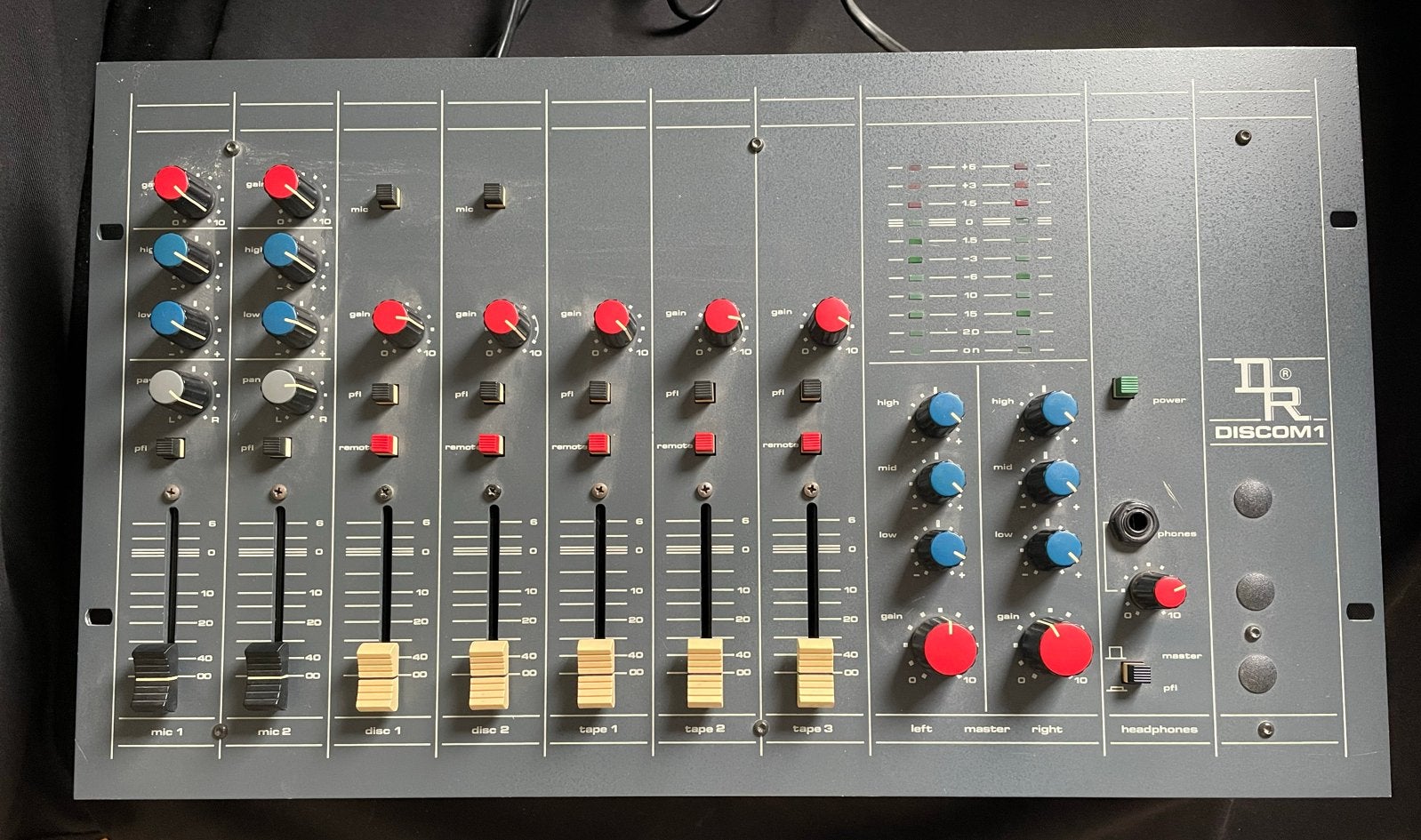 TR Discom 1 DJ Mixer - Professionele Mengtafel, Muziek en Instrumenten, Mengpanelen, Ophalen, Gebruikt, 5 tot 10 kanalen, Microfooningang