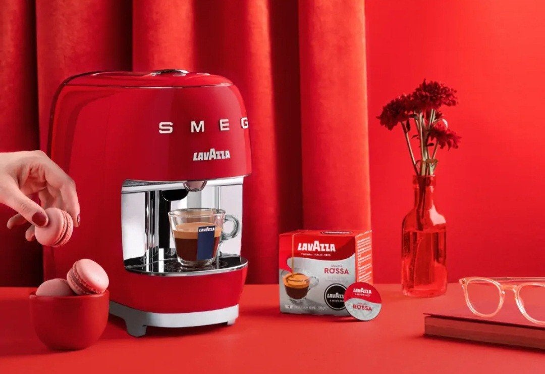 Lavazza A Modo Mio SMEG Koffiemachine - Rood, Witgoed en Apparatuur, Koffiezetapparaten, Koffiepads en cups, Ophalen of Verzenden