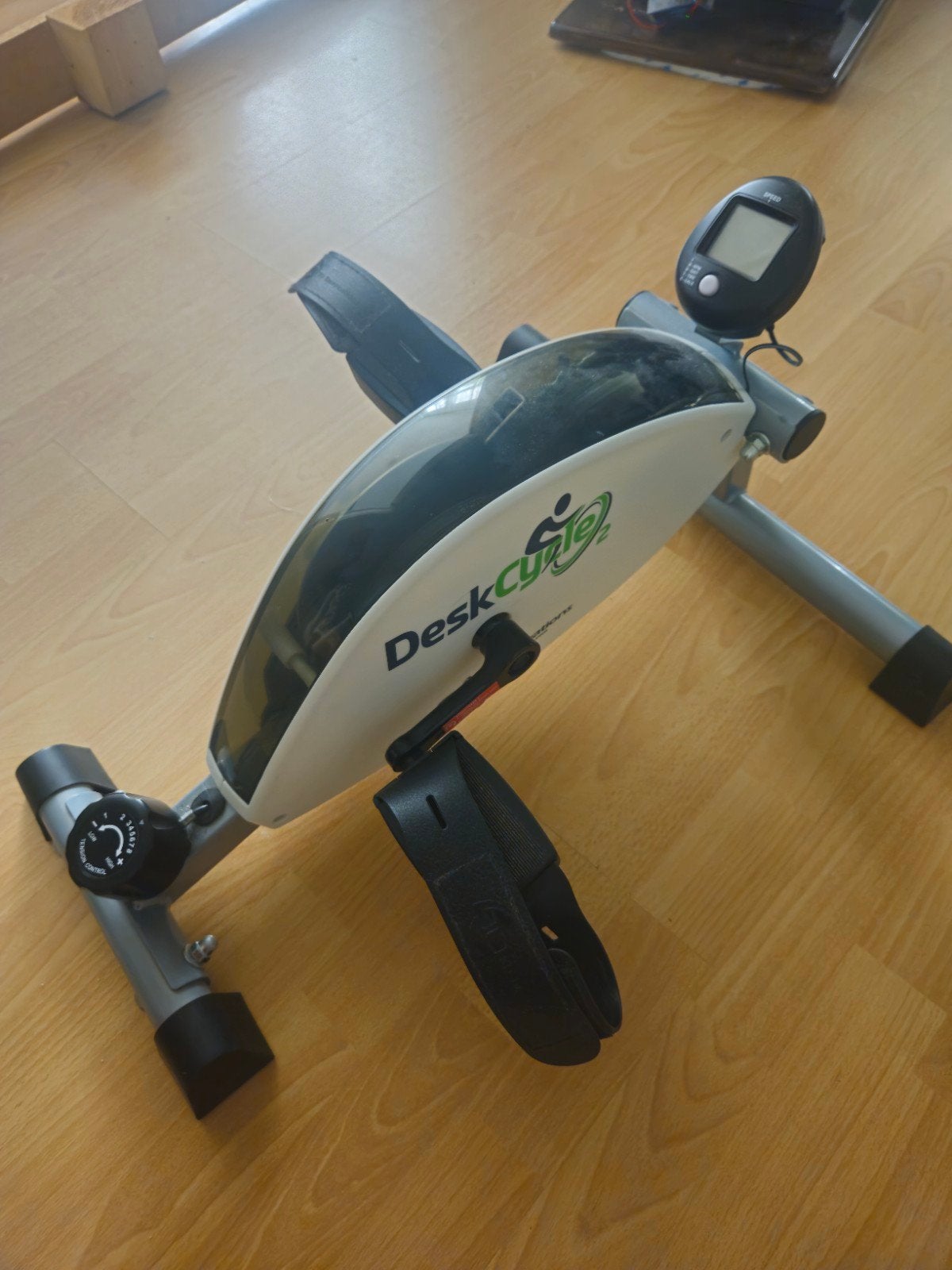 DeskCycle 2 onderbureau hometrainer, Ophalen, Zo goed als nieuw, Metaal, Benen