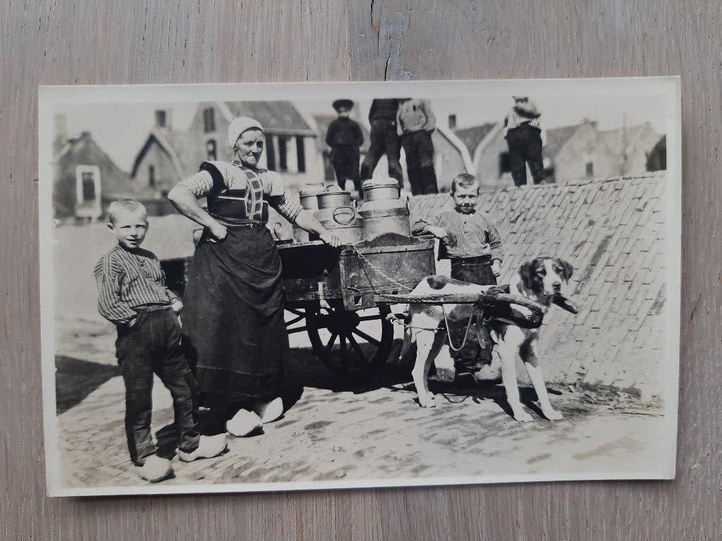originele oude kaart uit WO2 Spakenburg, Hondenkar, 1942?, Ophalen of Verzenden, 1940 tot 1960, Ongelopen, Utrecht