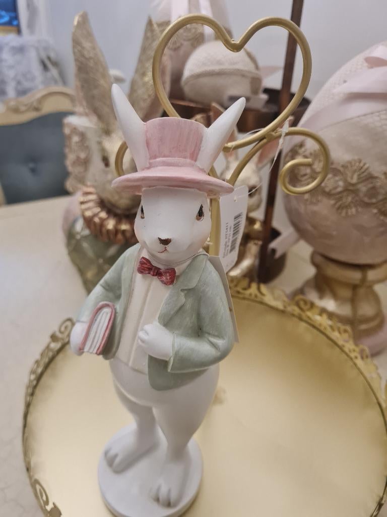 Nieuw beeldje konijn met boek Clayre & Eef