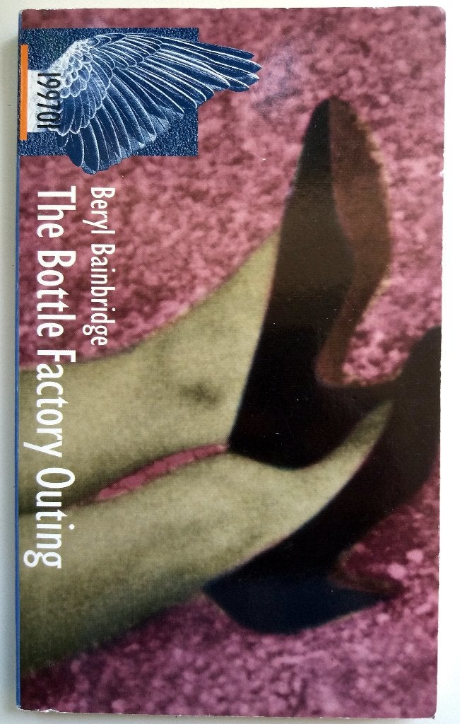 Beryl Bainbridge - The Bottle Factory Outing (Ex.3) (ENGELST, Ophalen of Verzenden, Gelezen, Fictie