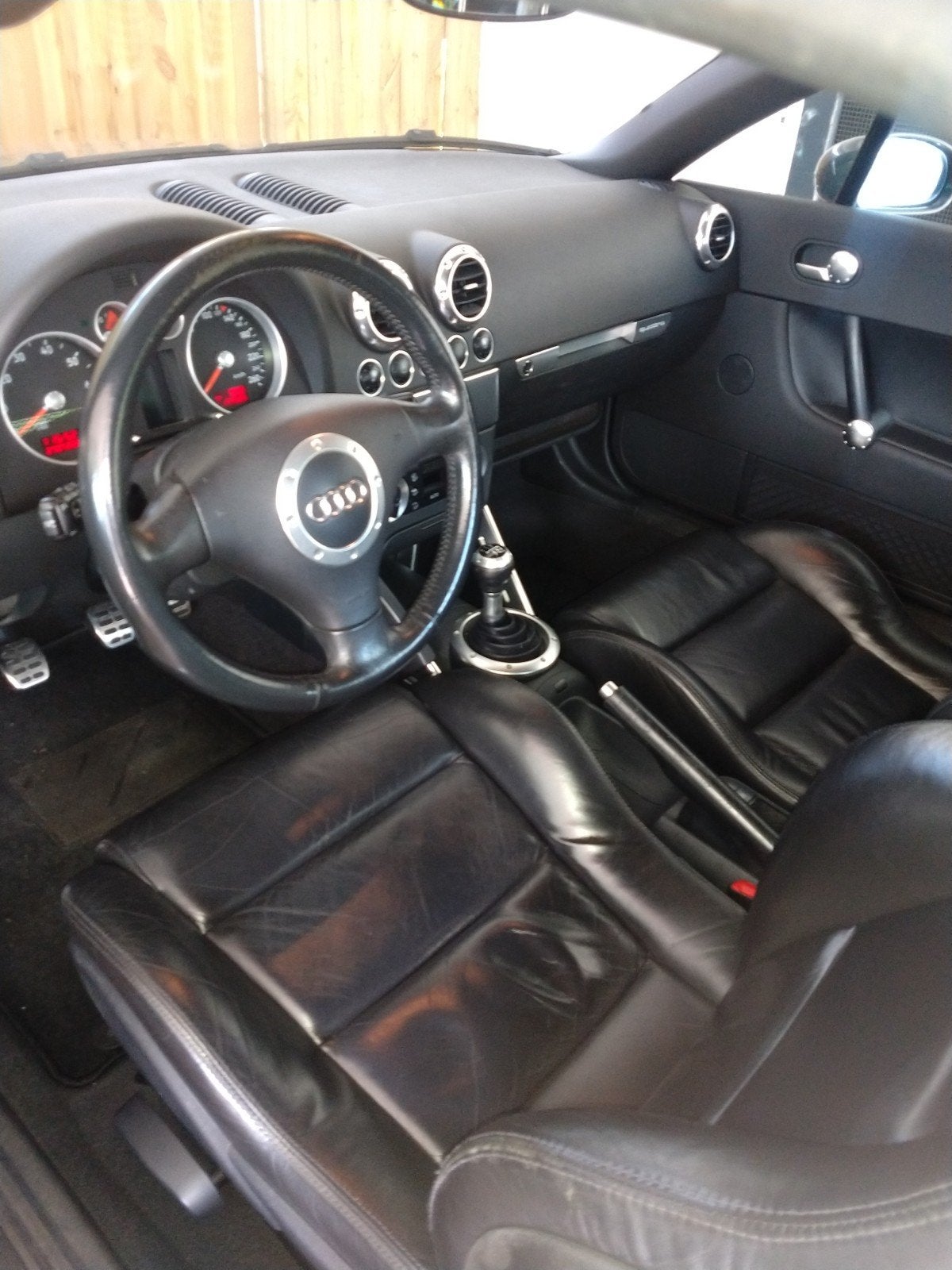 Audi TT 1.8 T Roadster Quattro 165KW 2004 Grijs, Auto's, 4 cilinders, Cabriolet, ABS, Handgeschakeld