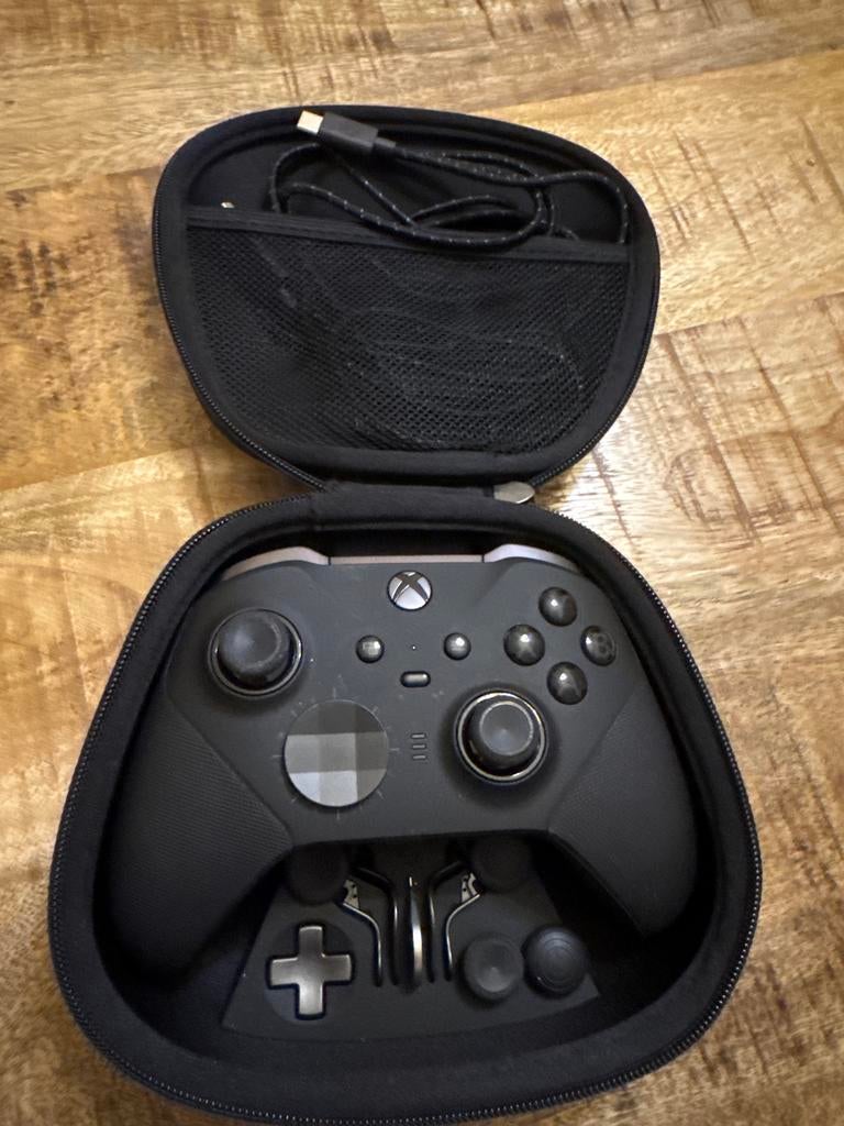 Xbox Elite Series 2 Controller, Spelcomputers en Games, Spelcomputers | Xbox | Accessoires, Ophalen of Verzenden, Zo goed als nieuw