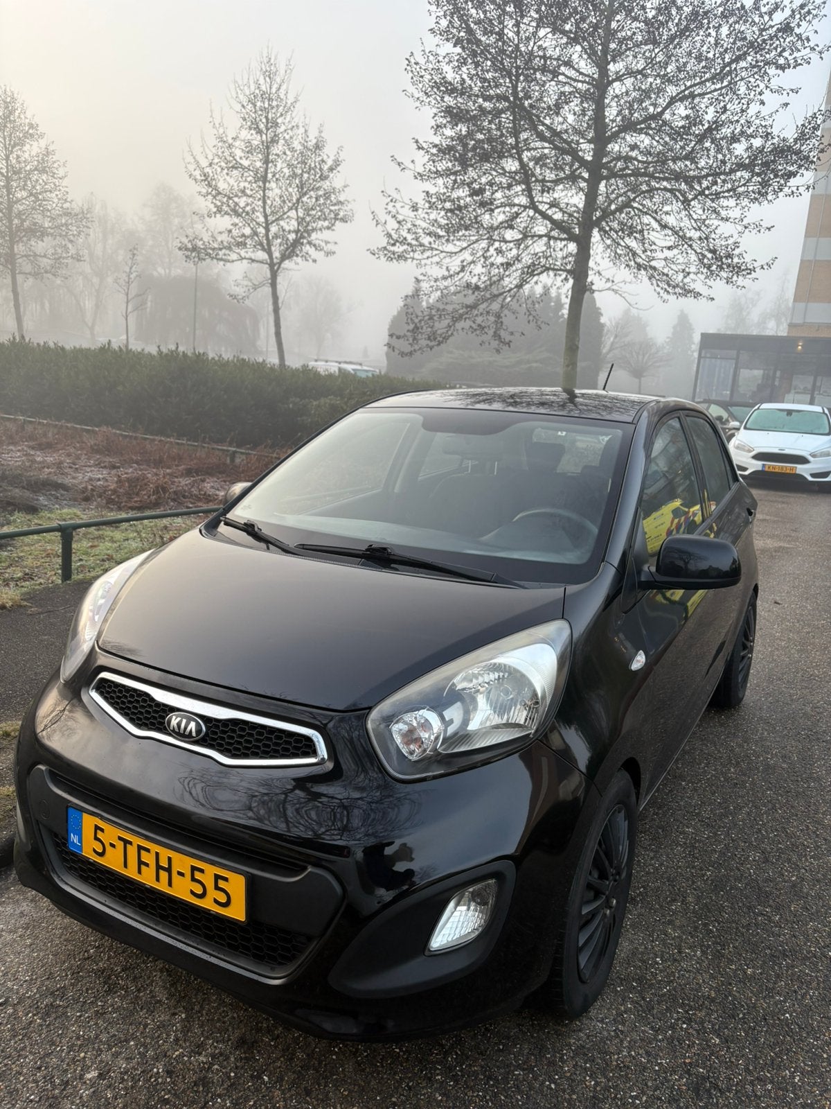 Kia Picanto 1.0 Cvvt 5-DRS 2014 Zwart APK tot februari 2027, Voorwielaandrijving, 400 kg, Zwart, Origineel Nederlands