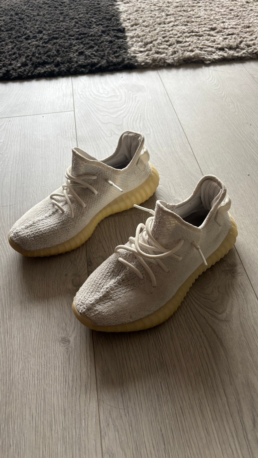 Yeezy Boost 350 V2 Cream White, Kleding | Heren, Schoenen, Verzenden, Gedragen, Wit