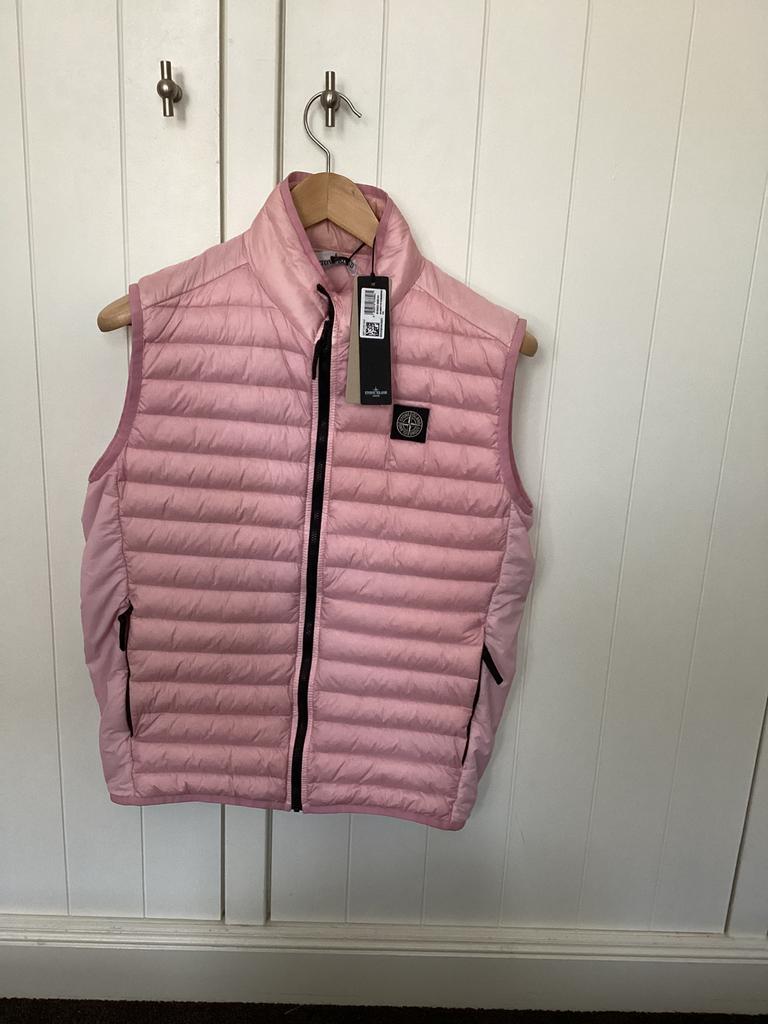 Stone Island junior roze bodywarmer maat 14 year (164), Ophalen of Verzenden, Zo goed als nieuw, Jongen of Meisje, Jas