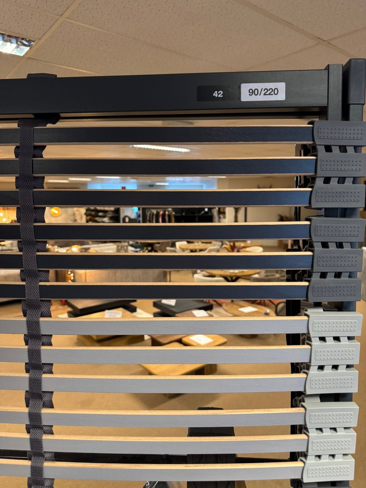 Elektrisch 90x220cm verstelbare lattenbodem met 42 lats, Ophalen, 90 cm, Eenpersoons, Nieuw