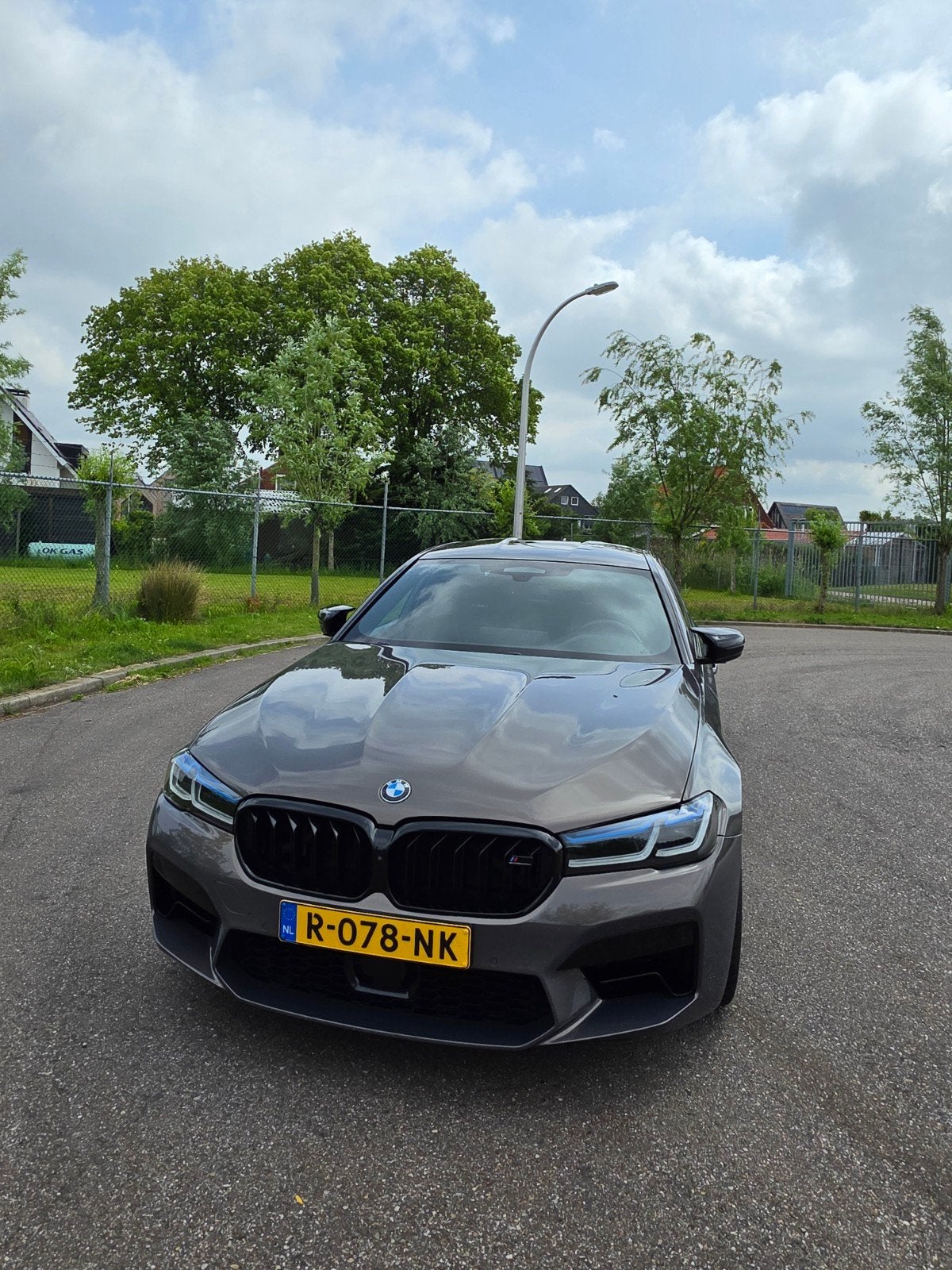 BMW M5 Comp 2022 keramisch/fulloption dealer onderhouden, Auto's, BMW, Automaat, Euro 5, Lichtsensor, 2000 kg