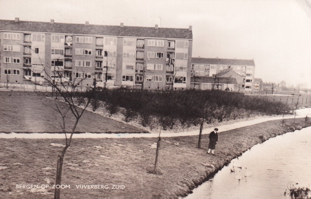 Bergen op Zoom Vijverberg Zuid, Verzamelen, Ansichtkaarten | Nederland, Verzenden, 1960 tot 1980, Gelopen, Noord-Brabant