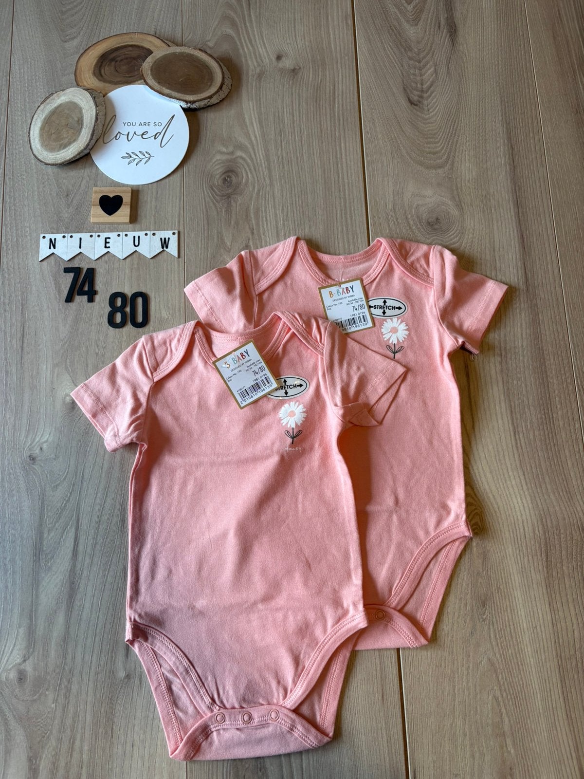 Baby meisje 2x roze korte mouw rompers Wibra maat 74/80, Kinderen en Baby's, Ophalen of Verzenden, Nieuw, Meisje, Nacht- of Onderkleding