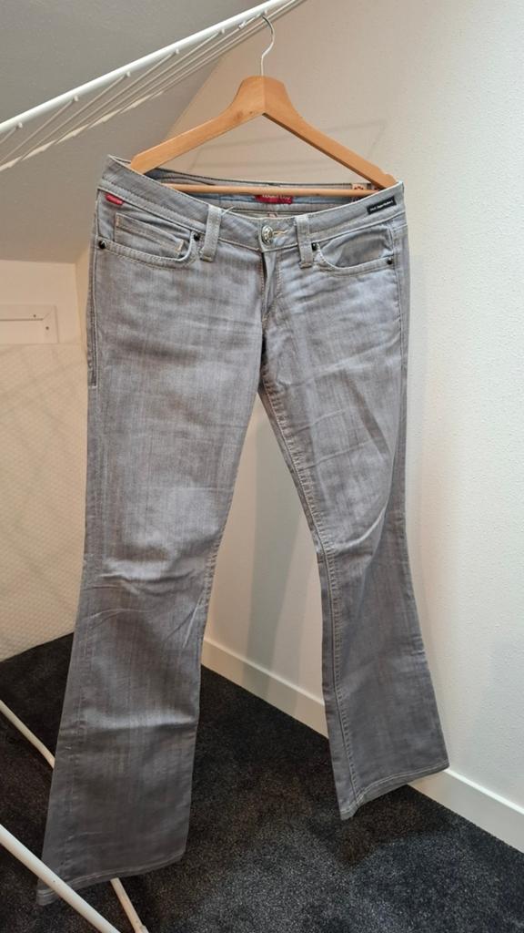 Een échte Indian Rose jeans, maat W31(confectie 38), Ophalen of Verzenden, W30 - W32 (confectie 38/40), Grijs, Gedragen