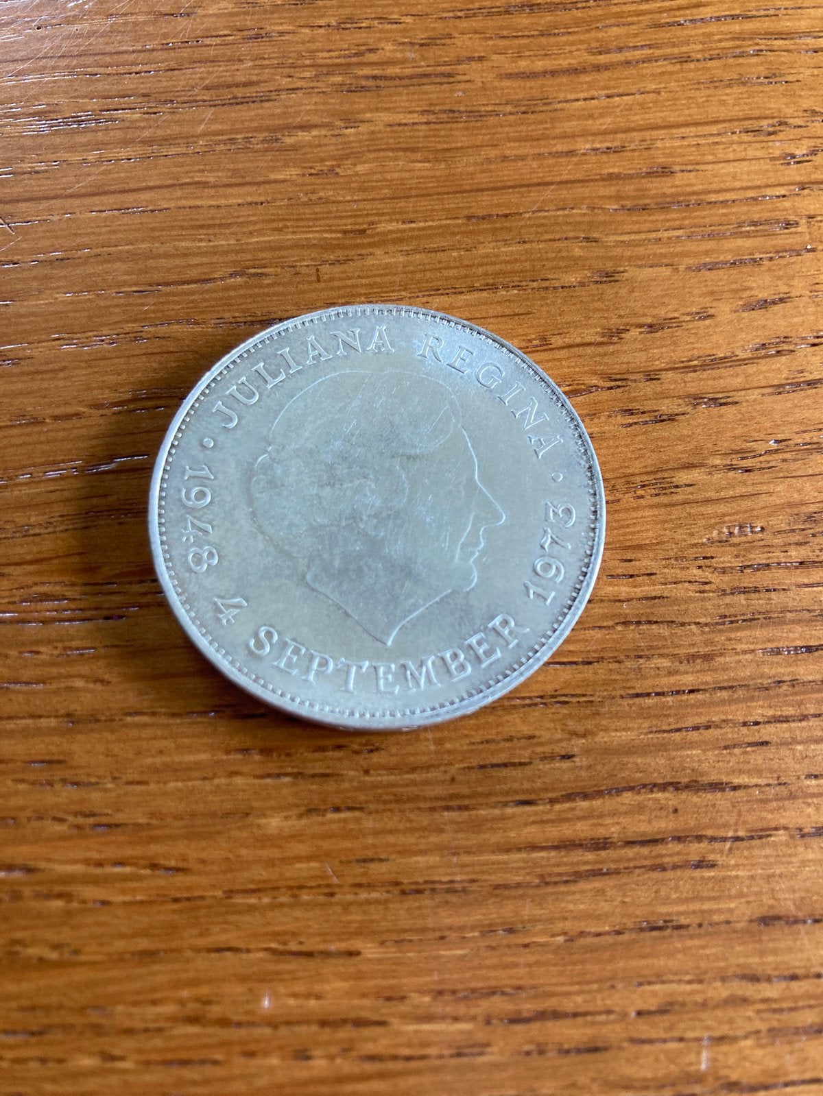 Zilveren tientje 1973 Juliana Regina – 25 jaar Koningin, Ophalen of Verzenden, Koningin Juliana, 10 gulden, Losse munt