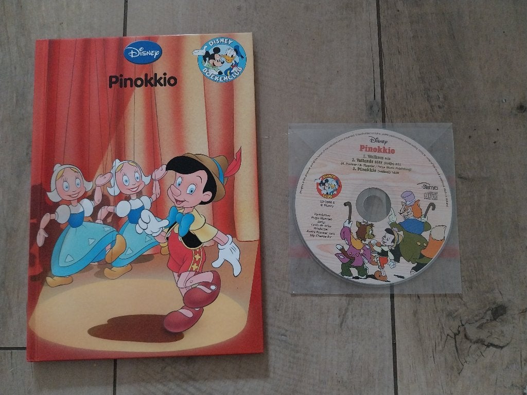 Disney Boekenclub: Pinokkio (Boek + luister cd), Gelezen, Ophalen of Verzenden, Sprookjes, Disney
