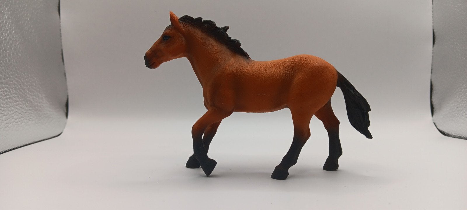 schleich exclusief model, Ophalen of Verzenden, Zo goed als nieuw, Paard, Beeldje of Figuurtje