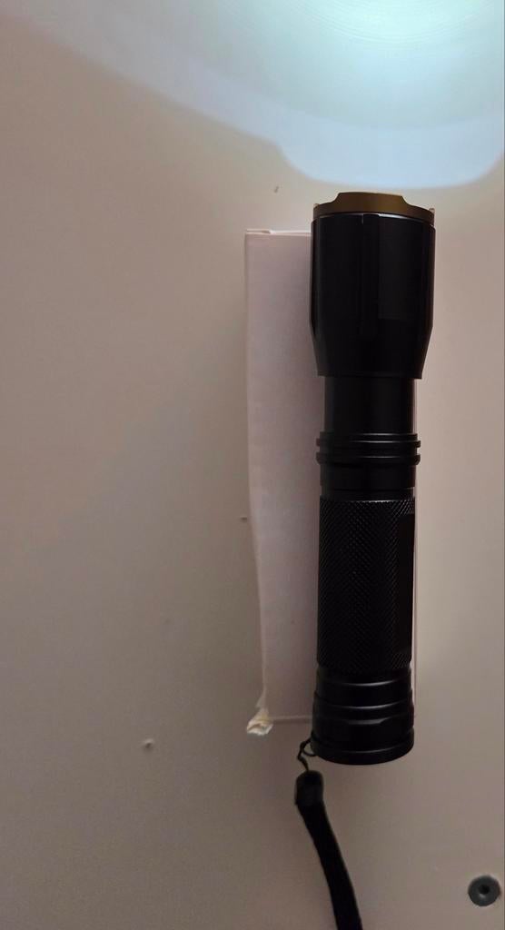 Uitschuifbare zaklamp, Ophalen, Nieuw, Batterij