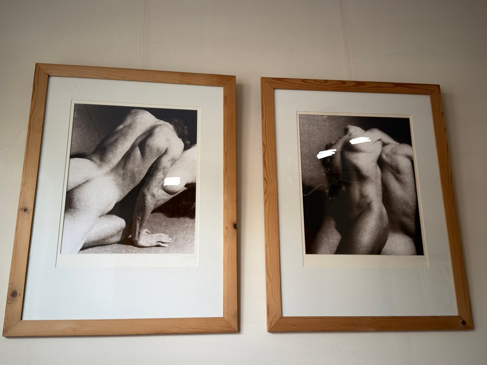 2 kunstfoto’s van naakte vrouw / man 1992 by James Landman, Ophalen