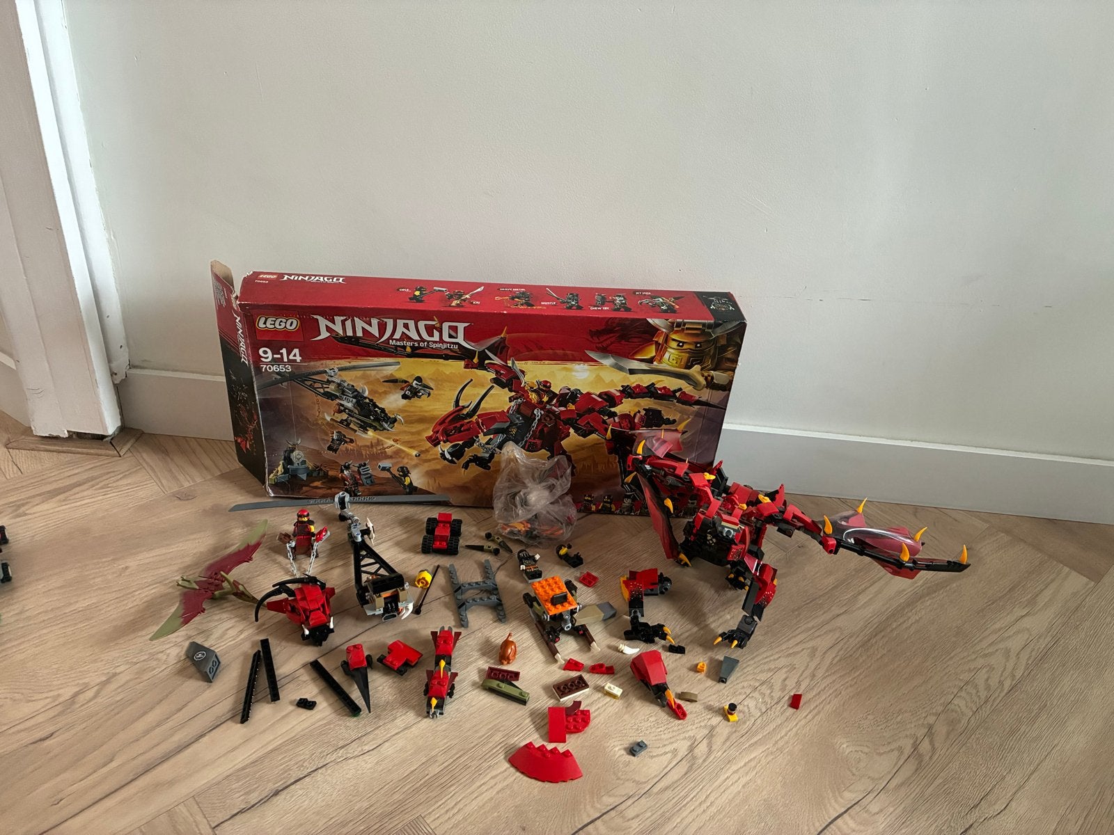 LEGO Ninjago 70653 Firstbourne Draak met doos en boekje, Gebruikt, Lego, Ophalen of Verzenden, Inclusief doos