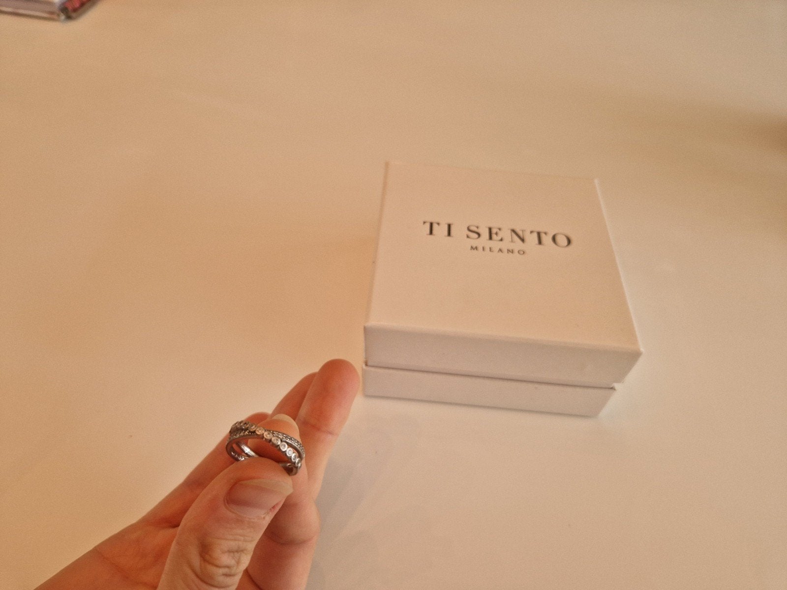 Ti Sento Milano ring met zirkonia steentjes, Ophalen of Verzenden, Zo goed als nieuw, 17 tot 18, Dame