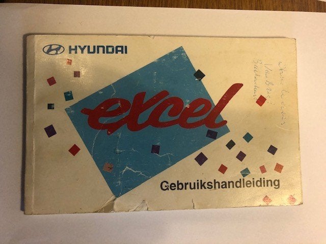 Gebruikshandleiding Hyundai Excel + serviceboekje, Auto diversen, Handleidingen en Instructieboekjes, Ophalen of Verzenden