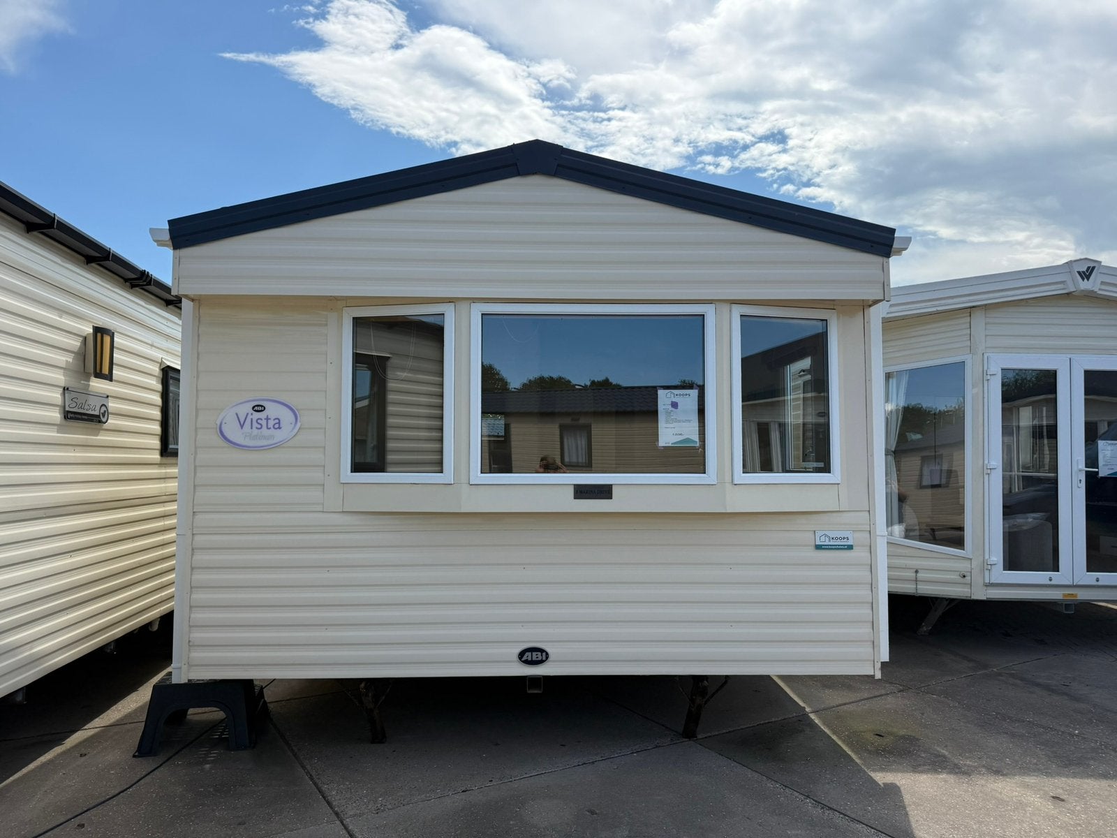 Nette Stacaravan te koop 11.00 x 3.70 direct beschikbaar, Tot en met 4
