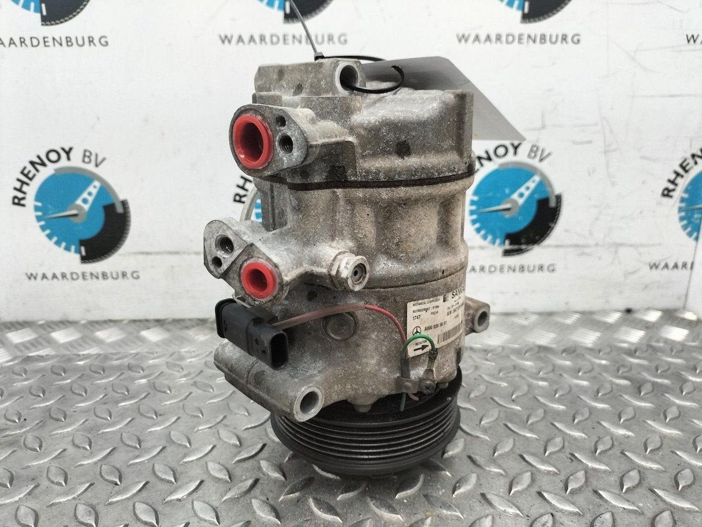 MERCEDES C-CLASS AIRCO COMPRESSOR / AIRCOPOMP 2019, Ophalen of Verzenden, Gebruikt, ARN erkend