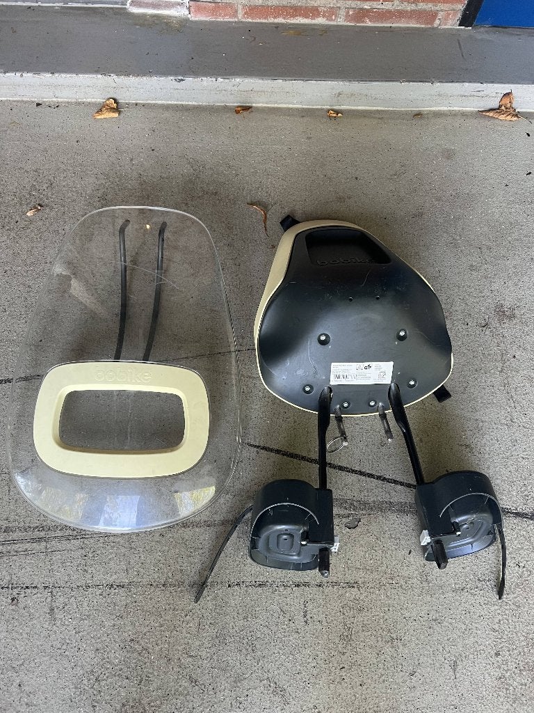 Bobike GO Mini voorzitje + windscherm vanilla, Ophalen, Gebruikt, Voetsteuntjes, BoBike