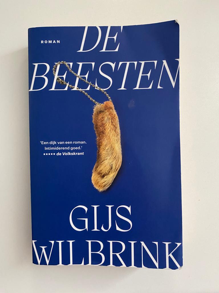 De Beesten - Gijs Wilbrink, Boeken, Ophalen of Verzenden, Gelezen