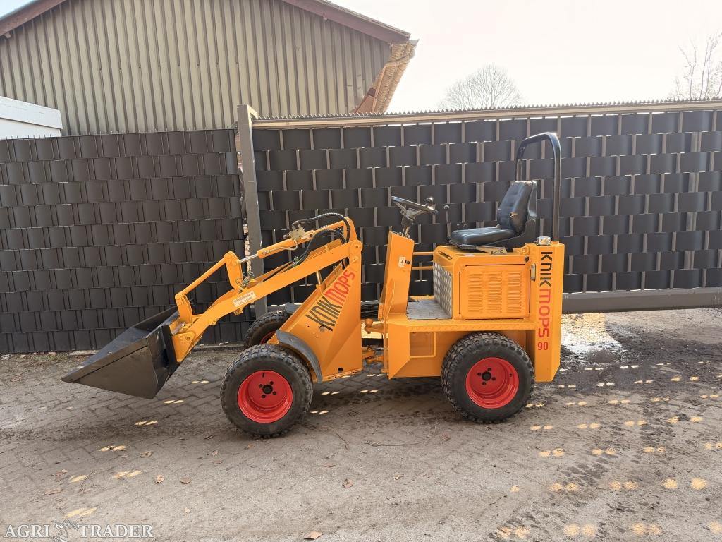 Knikmops 90 mini shovel avant giant multi one schaffer weide, Zakelijke goederen, Machines en Bouw | Kranen en Graafmachines, -