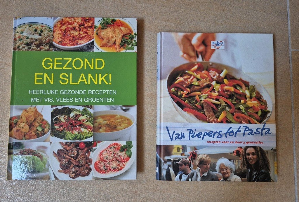 2 kookboeken Gezond & slank - Van pasta tot piepers Blueband, Ophalen of Verzenden, Zo goed als nieuw