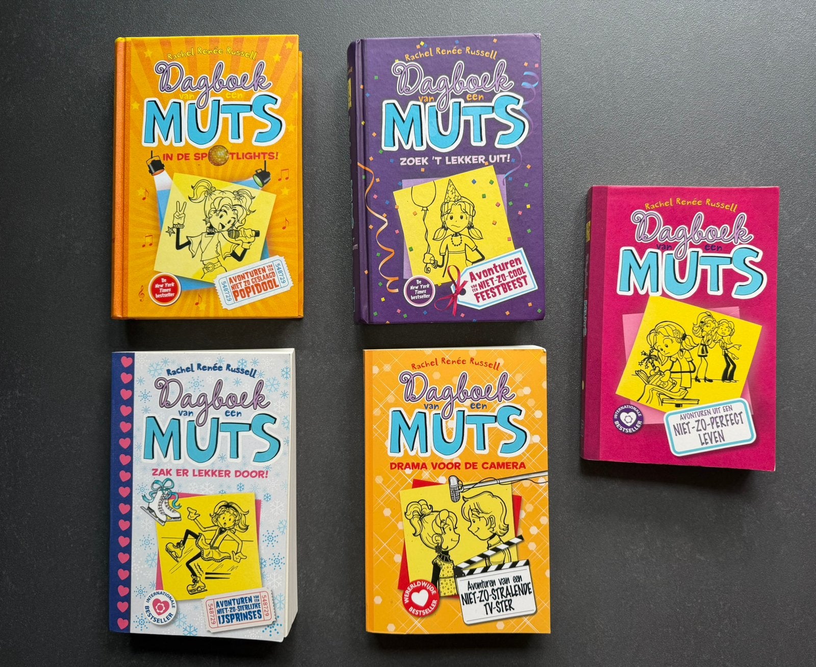 Dagboek van een Muts 5x -zeer netjes-, Boeken, Ophalen of Verzenden, Zo goed als nieuw, Fictie algemeen