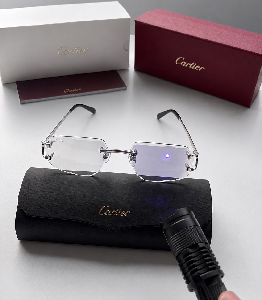 ACTIE! Cartier Zilver DonkerGrijs Zonnebril Meekleurend, Sieraden, Tassen en Uiterlijk, Zonnebrillen en Brillen | Heren, Nieuw