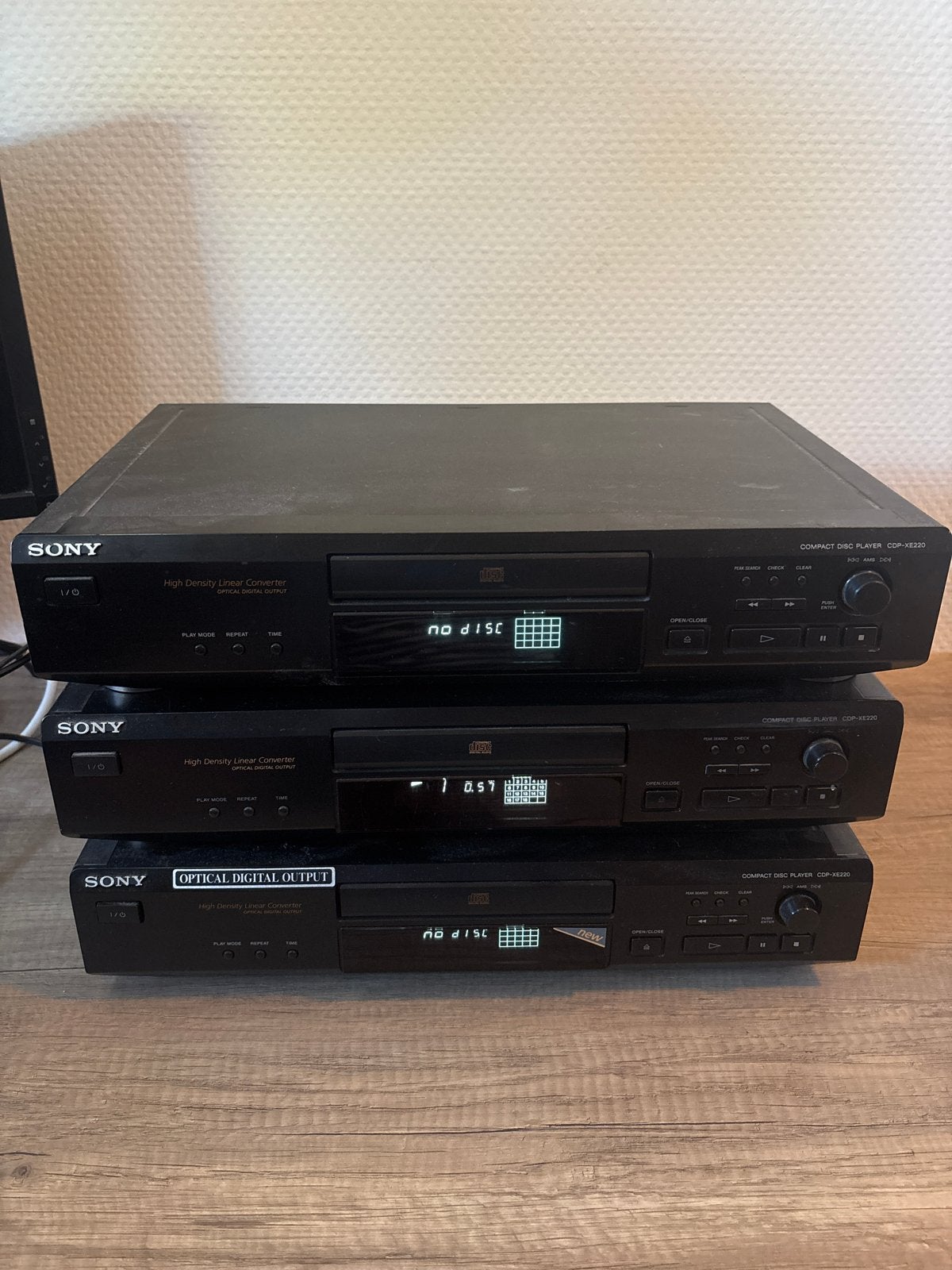 3x Sony Compact Disc Spelers - CDP-XE220, Audio, Tv en Foto, Cd-spelers, Ophalen of Verzenden, Gebruikt, Sony