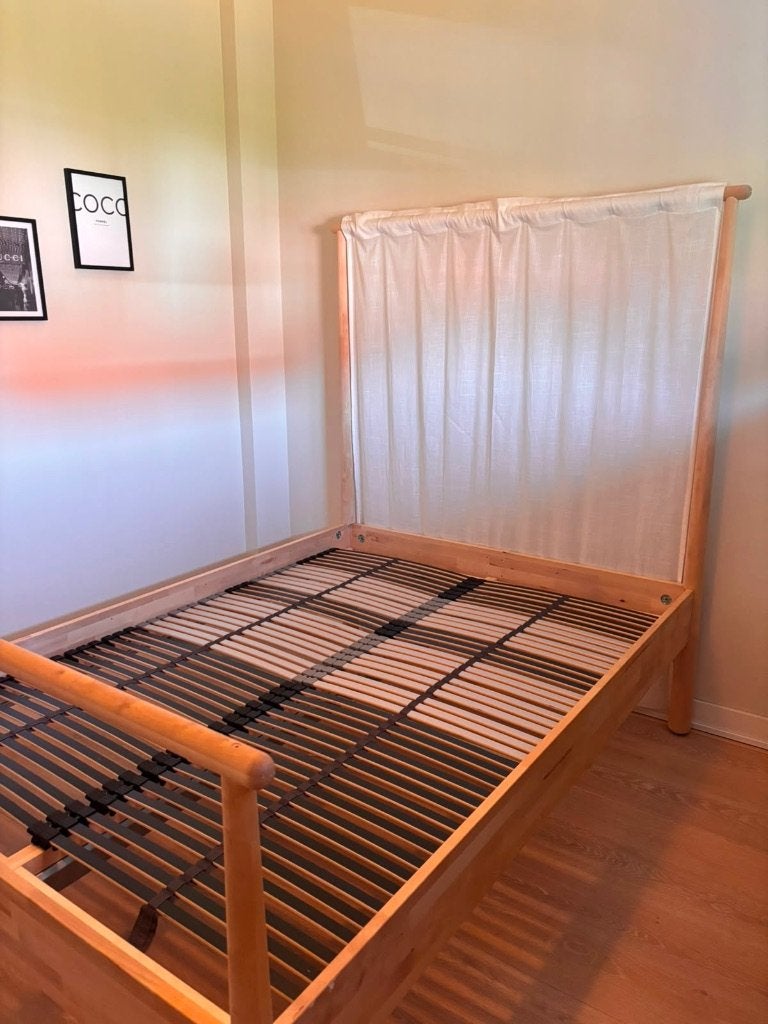 Tienerbed, Ophalen, Beige, Zo goed als nieuw, Twijfelaar