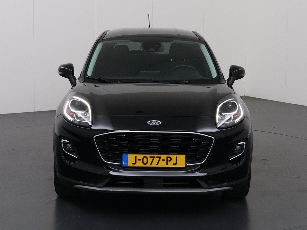Ford Puma 1.0 EcoBoost Hybrid Titanium | Trekhaak | Winterpa, Voorwielaandrijving, Zwart, 3 cilinders, 1100 kg