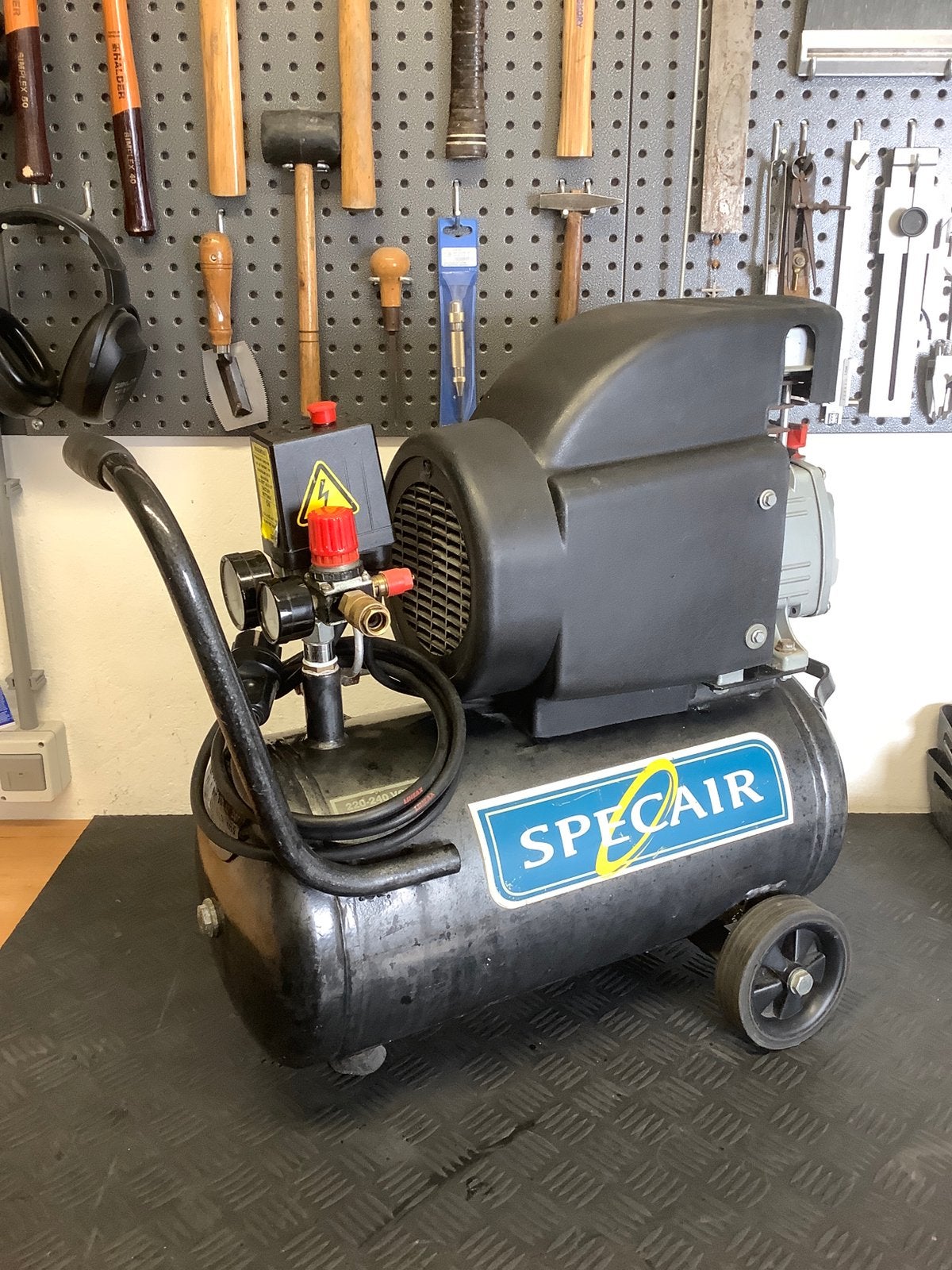 Specair HL 275-25, Minder dan 25 liter, Ophalen, Minder dan 200 liter/min