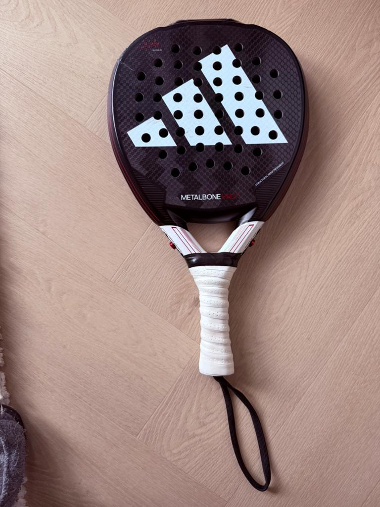 Padelracket Adidas metalbone HRD 3.3, Ophalen, Gebruikt, Padelracket