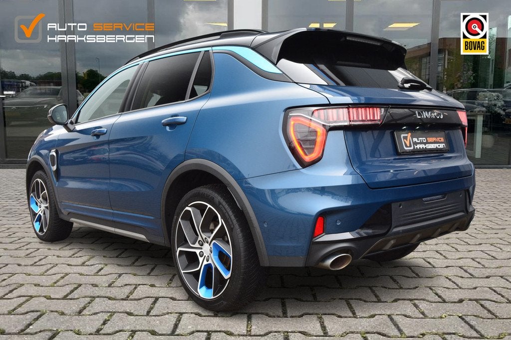 Lynk & Co 01 1.5 | Pano | 360 Camera | ACC | (bj 2022), Auto's, Lynk & Co, Stof, Zwart, Blauw, Plug-in hybride