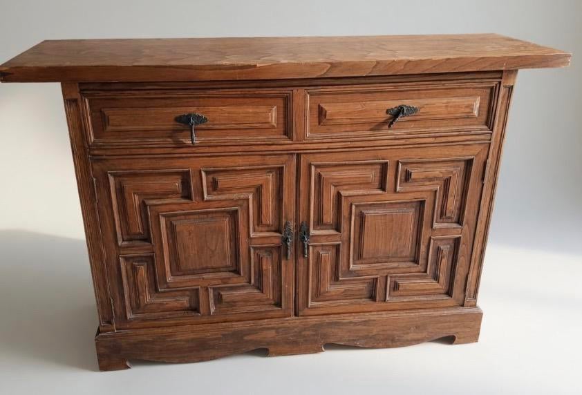 19th-century Spanish Baroque style credenza /   solid walnut, Verzenden, Zo goed als nieuw, 25 tot 50 cm, 50 tot 100 cm