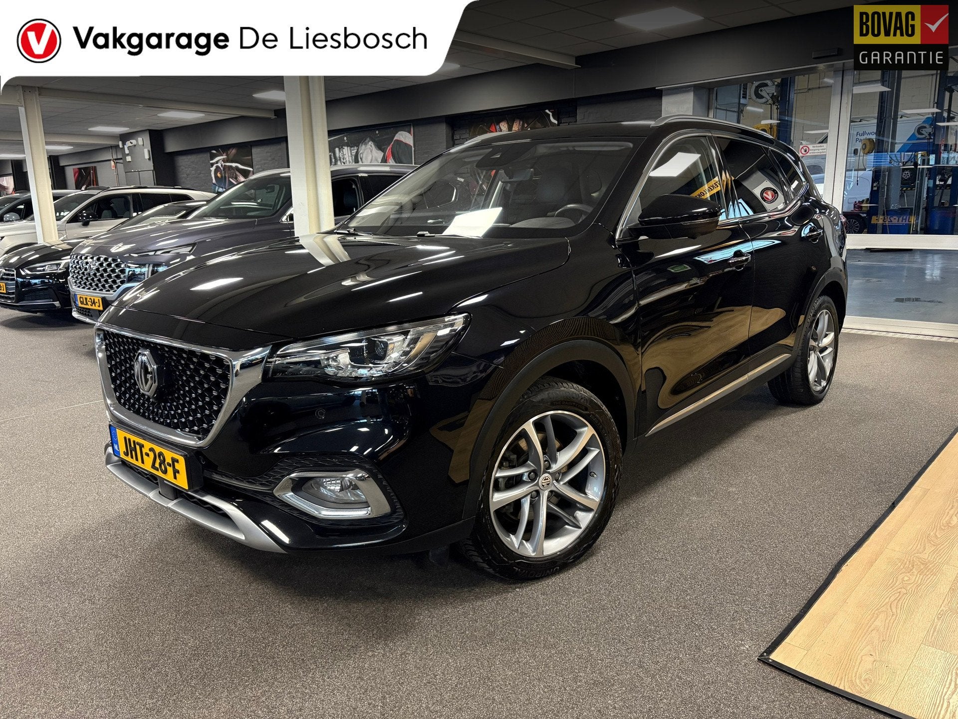 MG EHS 1.5 TGDI Luxury PHEV / automaat / 360camera / Leder/, 12 maanden, Gebruikt, 4 cilinders, Zwart