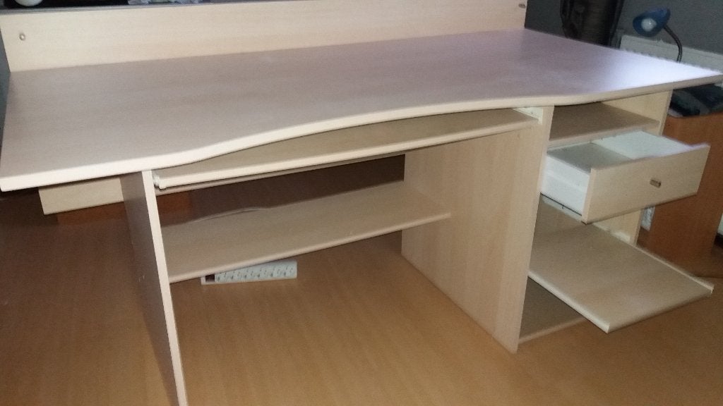 Bureau geschikt voor tieners, Ophalen, Gebruikt, Hout, Bruin