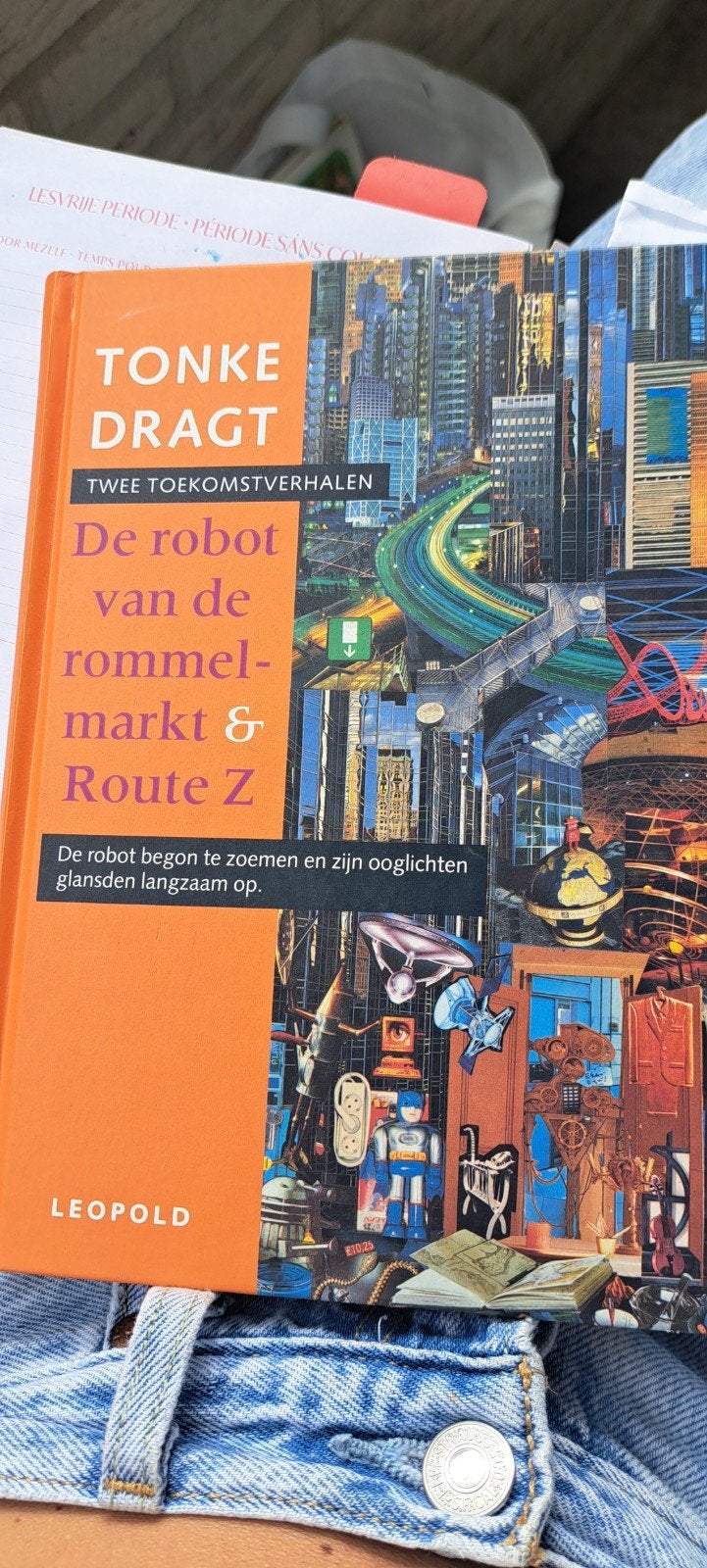 Tonke Dragt - De robot van de rommelmarkt & Route Z, Ophalen of Verzenden, Zo goed als nieuw, Tonke Dragt, Fictie algemeen