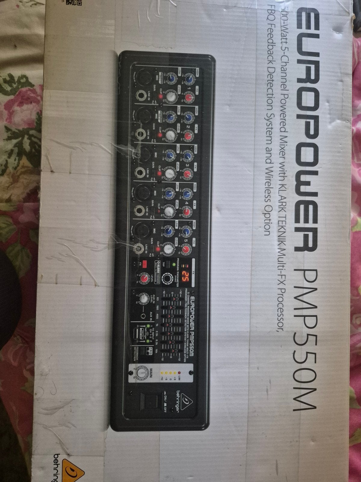 Behringer EUROLIVE PMP550M Powermixer, Muziek en Instrumenten, Mengpanelen, Ophalen of Verzenden, Zo goed als nieuw, Minder dan 5 kanalen
