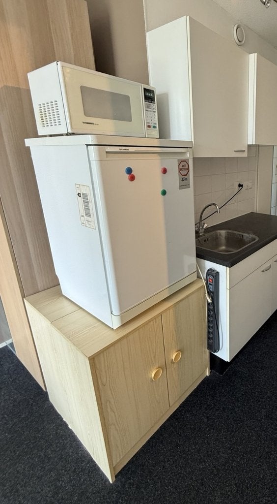 Koelkastje incl. vriesvak, Witgoed en Apparatuur, 150 tot 200 liter, Zo goed als nieuw, Energieklasse A of zuiniger, 45 tot 60 cm