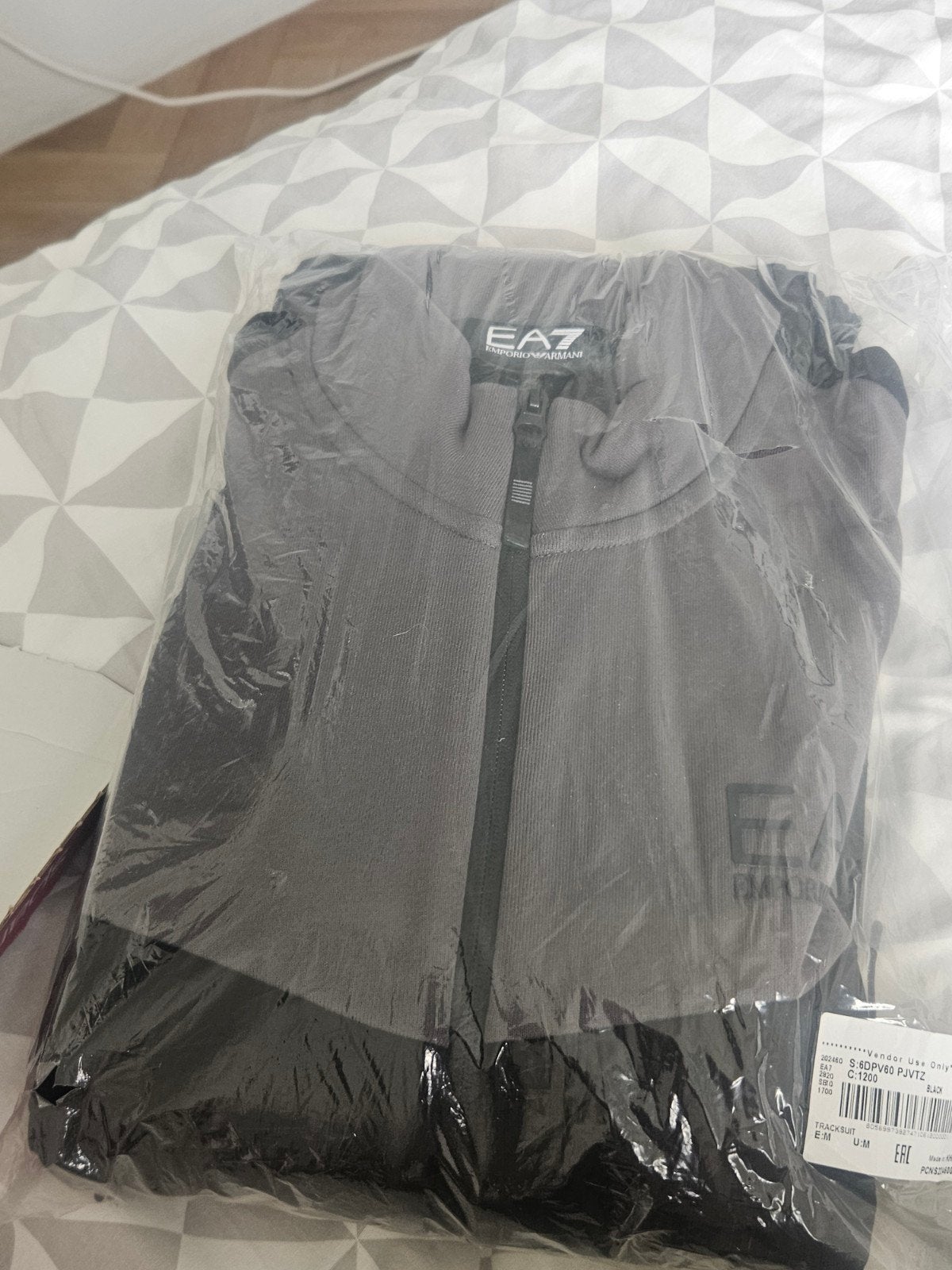 EA7 Emporio Armani Trainingspak - Zwart/Grijs, Kleding | Heren, EA7 Emporio Armani, Nieuw, Ophalen of Verzenden, Algemeen