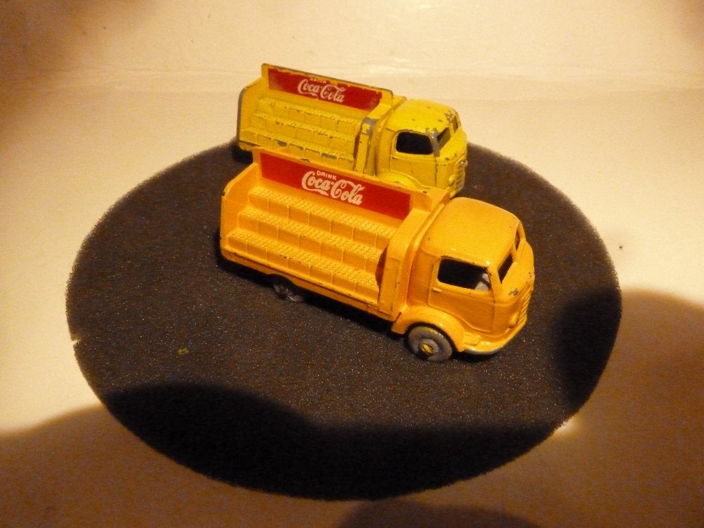 LESNEY:  37    COCA COLA   EVEN LOAD ( oranje geel & geel), Ophalen of Verzenden, Gebruikt, Auto